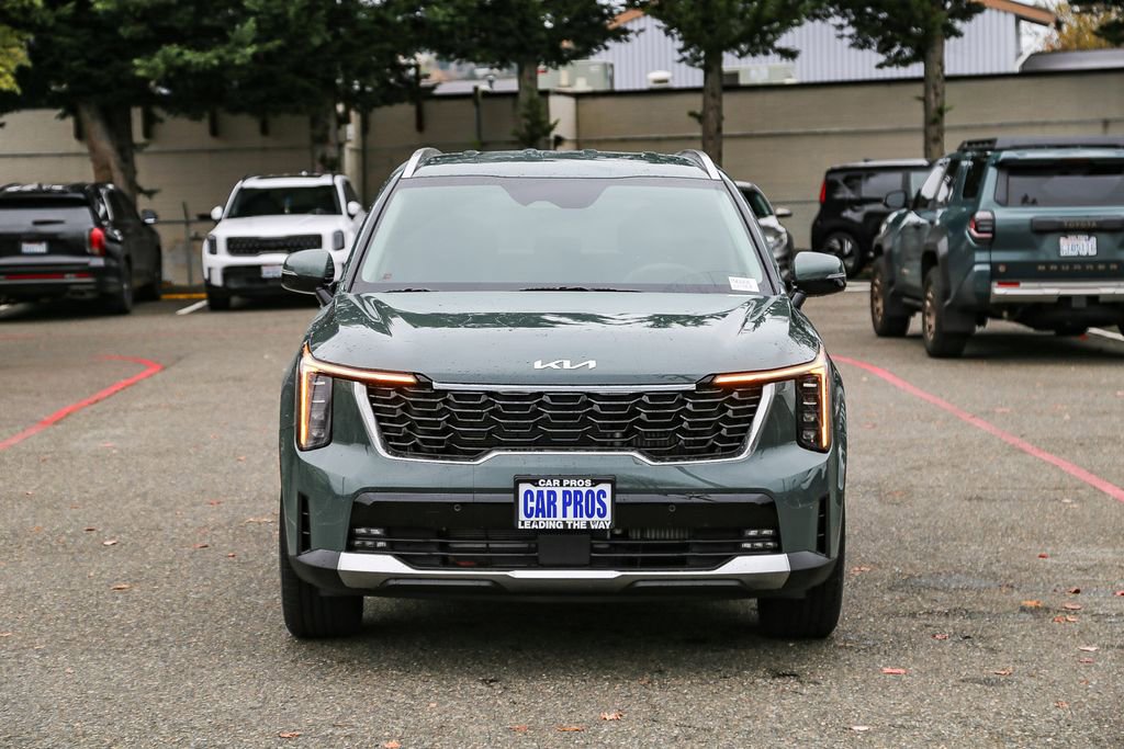 Certified 2026 Kia Sorento EX AWD/4WD image 3