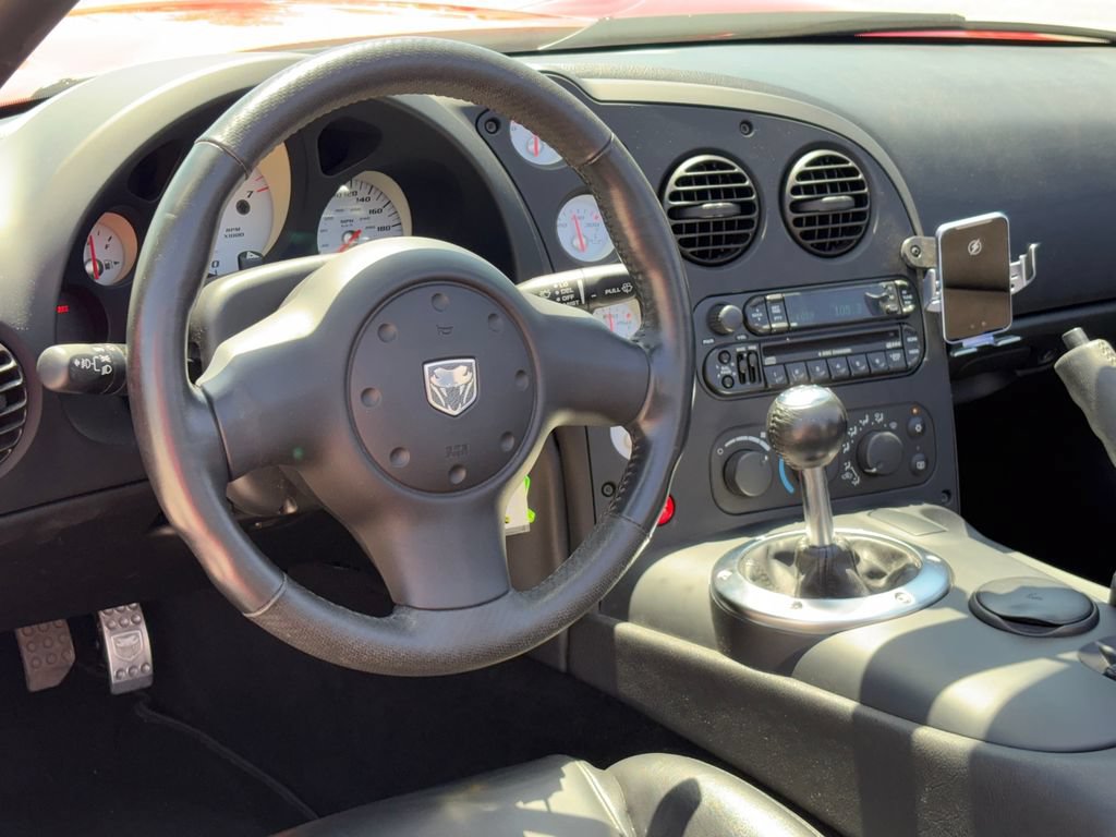 Used 2004 Dodge Viper SRT-10 RWD image 20
