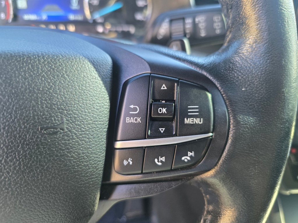 Used 2020 Ford Explorer XLT w/ Equipment Group 202A AWD/4WD image 7