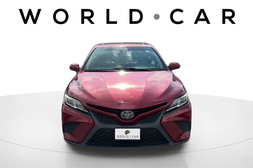 Used 2018 Toyota Camry SE w/ Moonroof Package FWD image 8