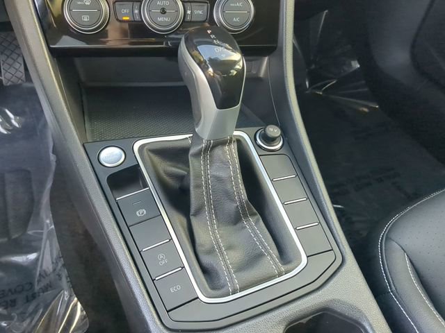Certified 2023 Volkswagen Jetta SE image 25