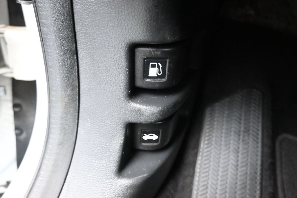 Used 2018 Honda CR-V EX image 27