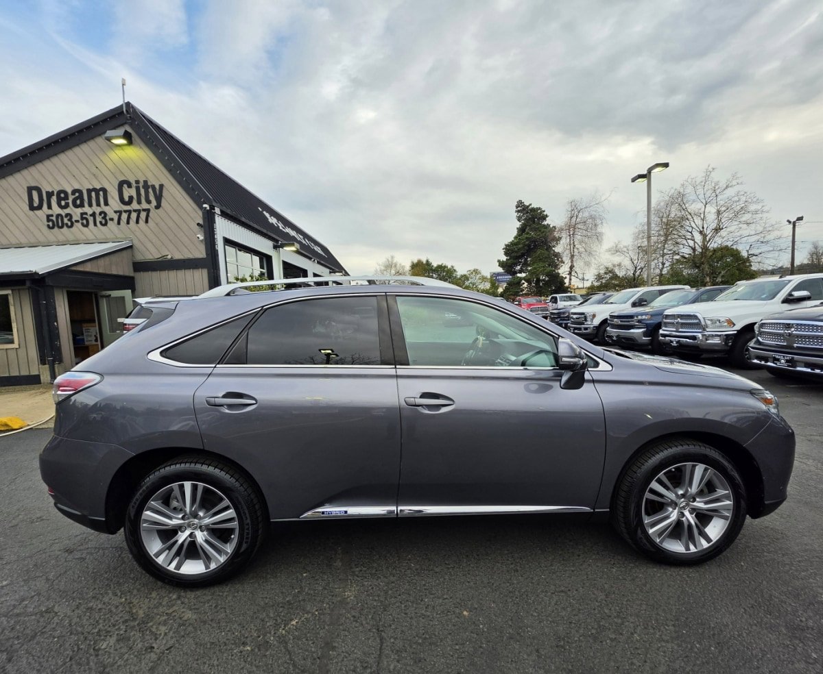 Used 2015 Lexus RX 450h AWD image 4