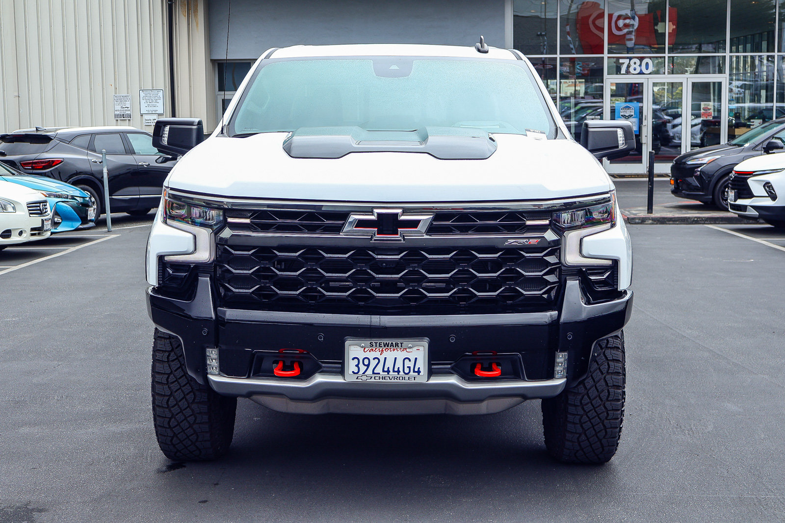 Used 2025 Chevrolet Silverado 1500 ZR2 w/ Technology Package AWD/4WD image 19