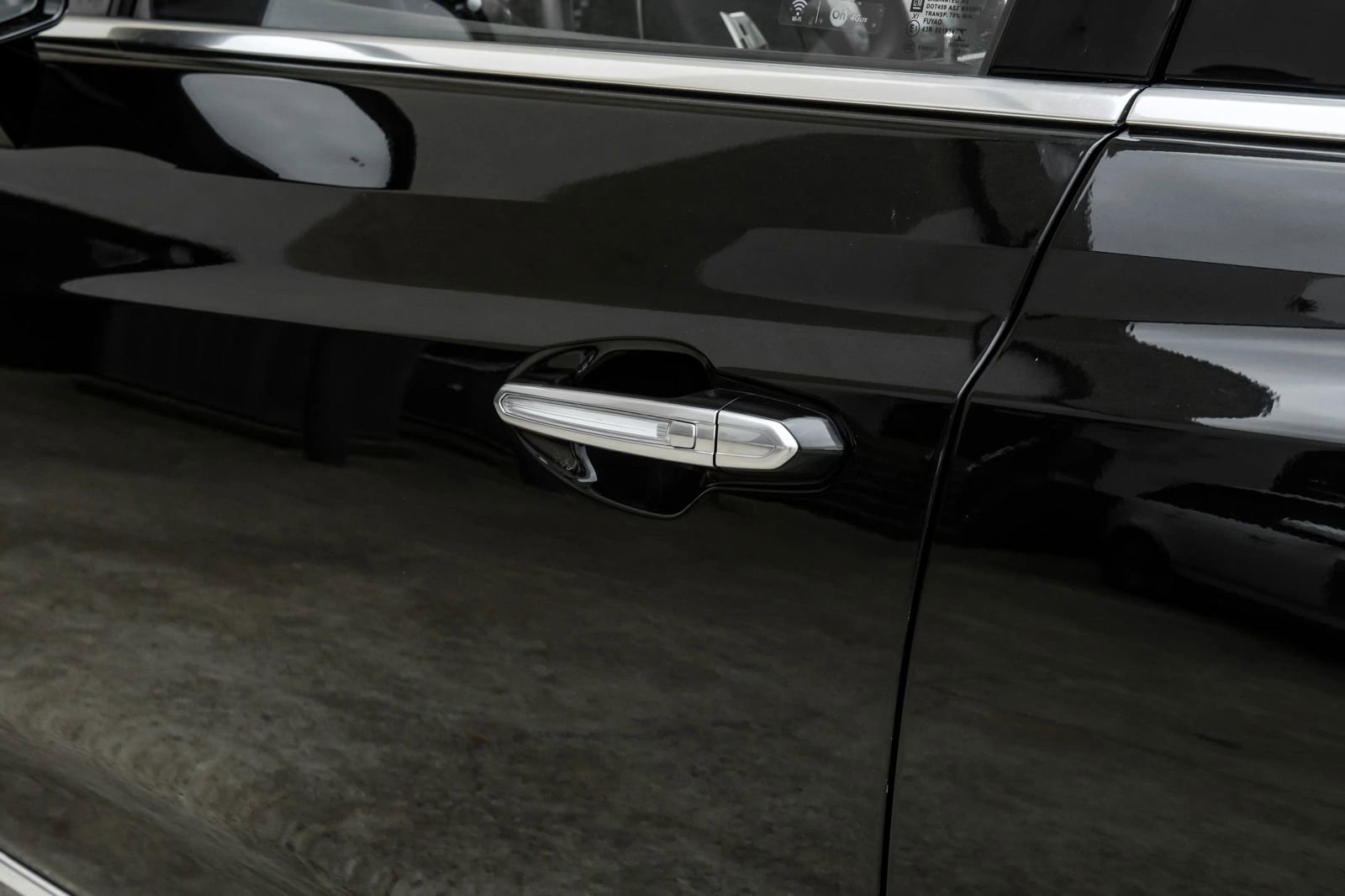 Used 2017 Cadillac XT5 Platinum image 52