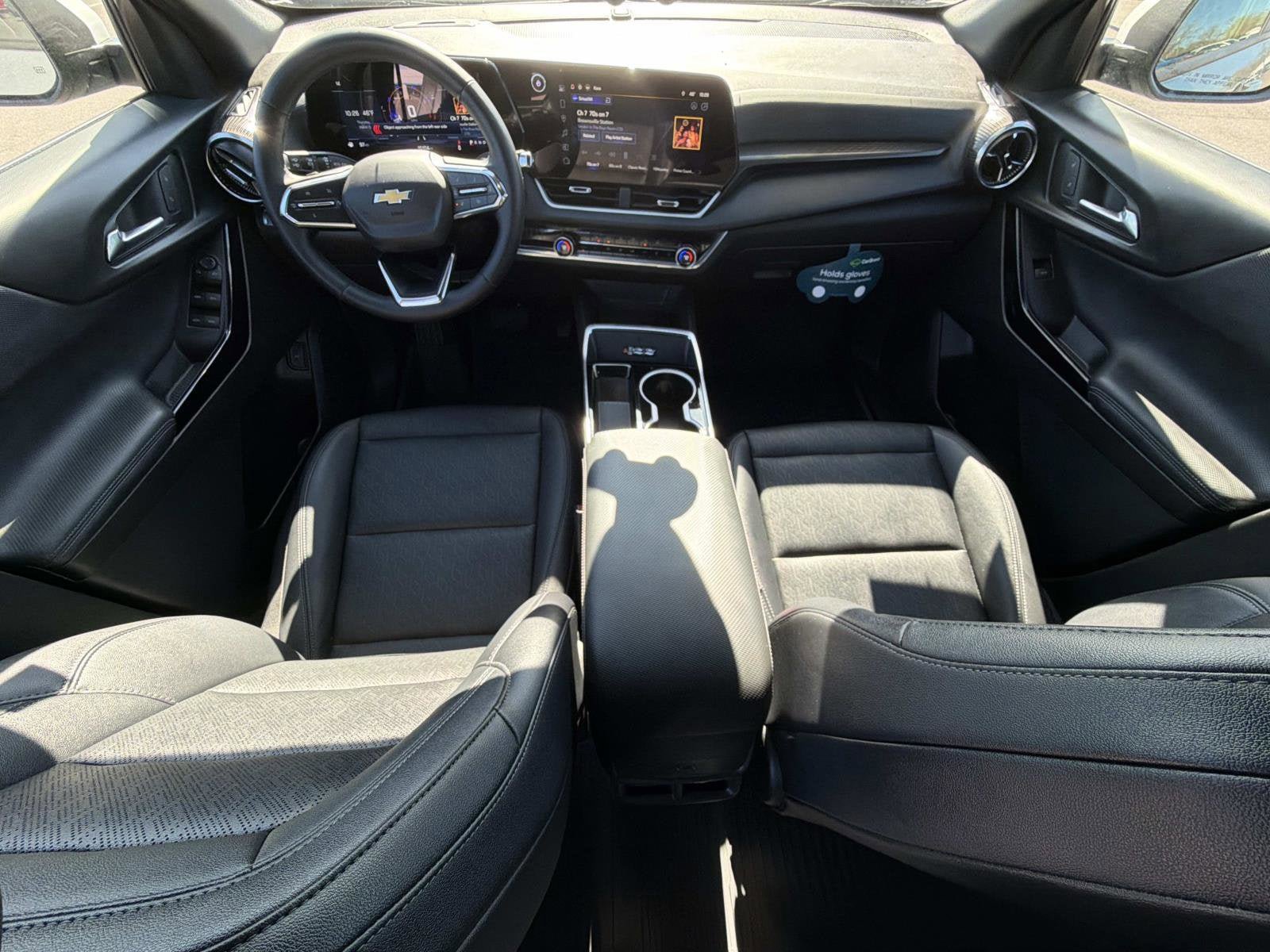 Certified 2025 Chevrolet Equinox LT w/ Convenience Package II FWD image 17