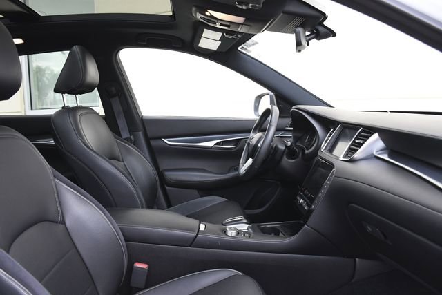 Used 2023 INFINITI QX50 Sport image 26