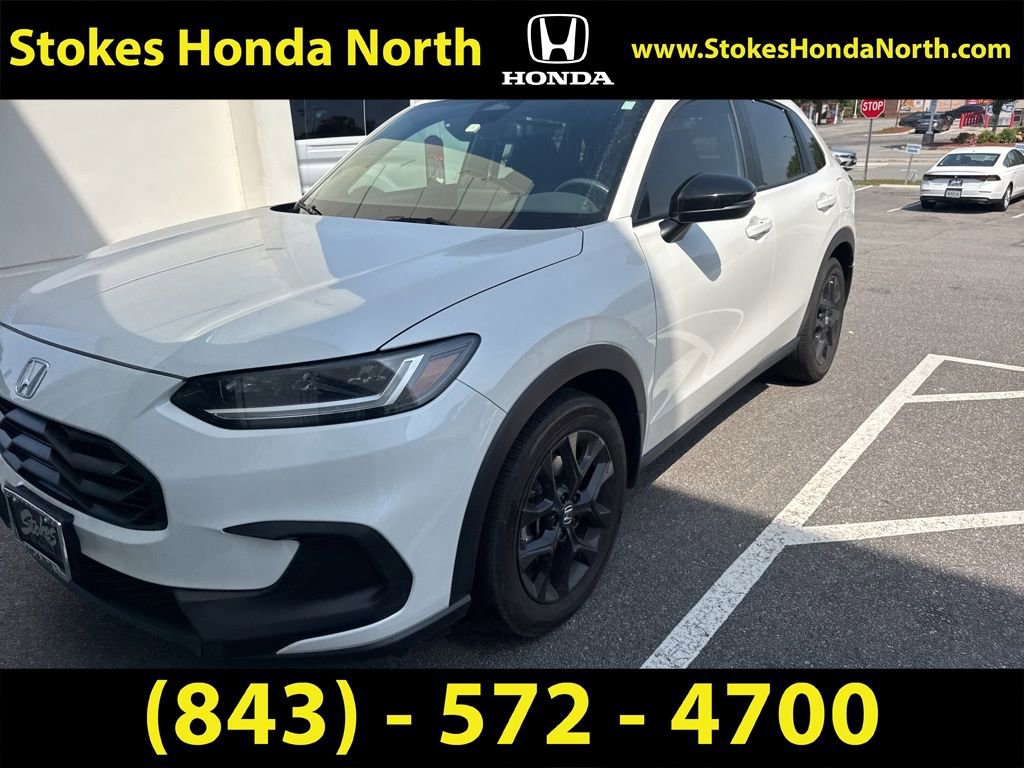 Used 2024 Honda HR-V Sport image 3