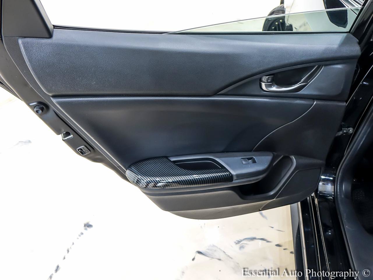 Used 2018 Honda Civic Sport image 24