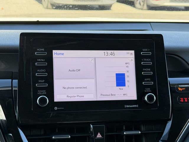 Used 2023 Toyota Camry SE image 9