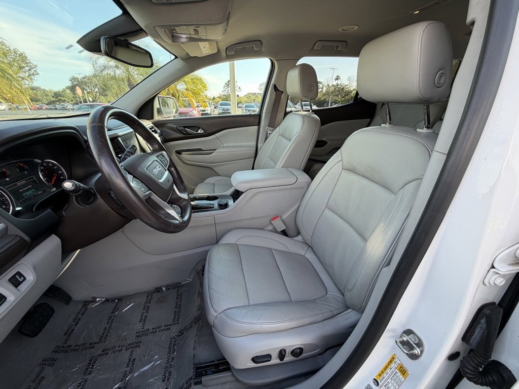 Used 2017 GMC Acadia SLT image 22