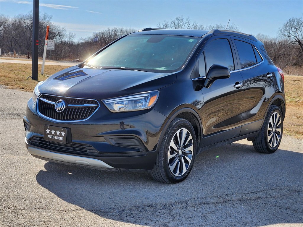 Used 2021 Buick Encore Preferred image 3