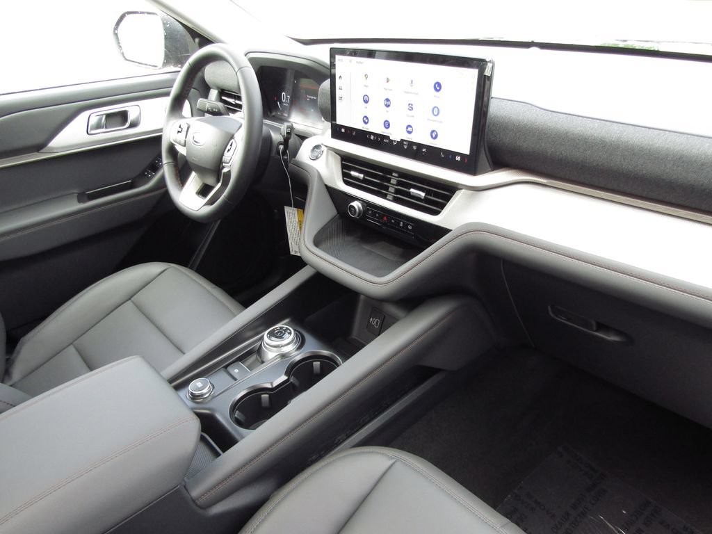 New 2026 Ford Explorer Active w/ Active Comfort Package AWD/4WD image 15