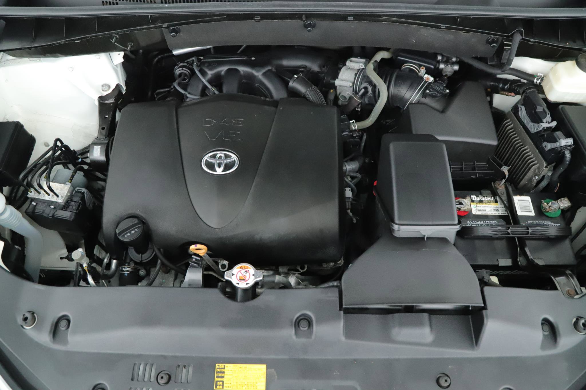 Used 2018 Toyota Highlander LE AWD/4WD image 15