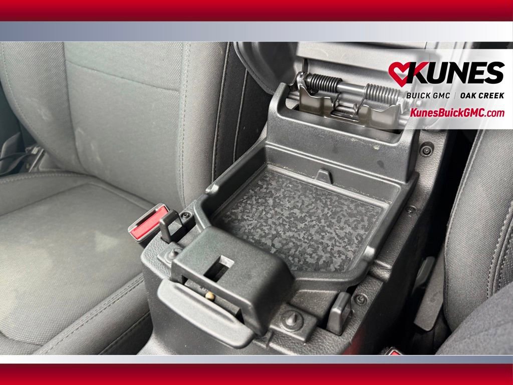 Used 2021 Jeep Wrangler Unlimited Sahara w/ Uconnect 4C Nav & Sound Group AWD/4WD image 15