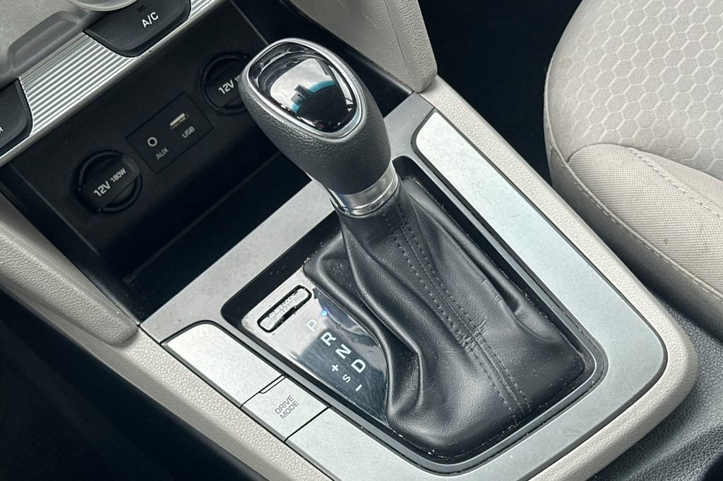 Used 2019 Hyundai Elantra SEL image 20