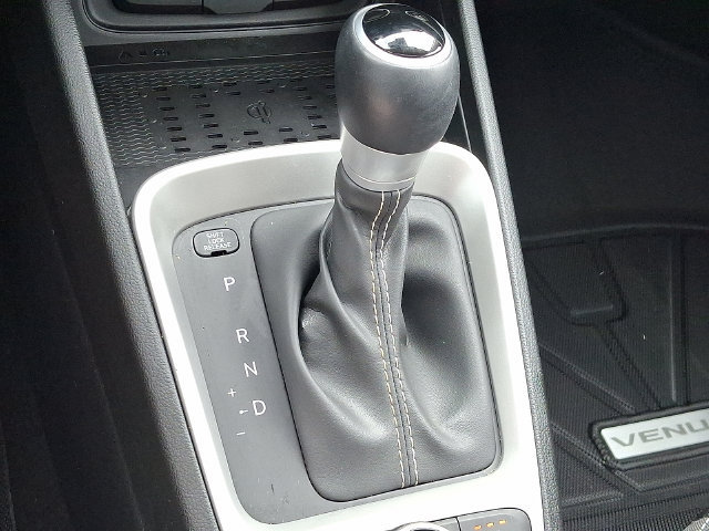 Certified 2026 Hyundai Venue SEL FWD image 15