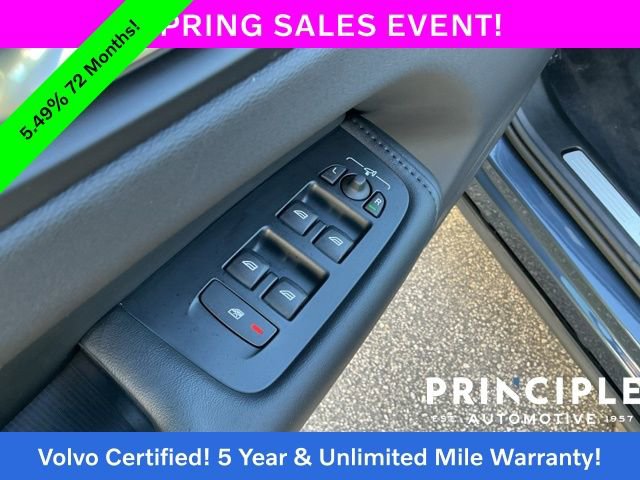Certified 2025 Volvo XC60 B5 Core image 28