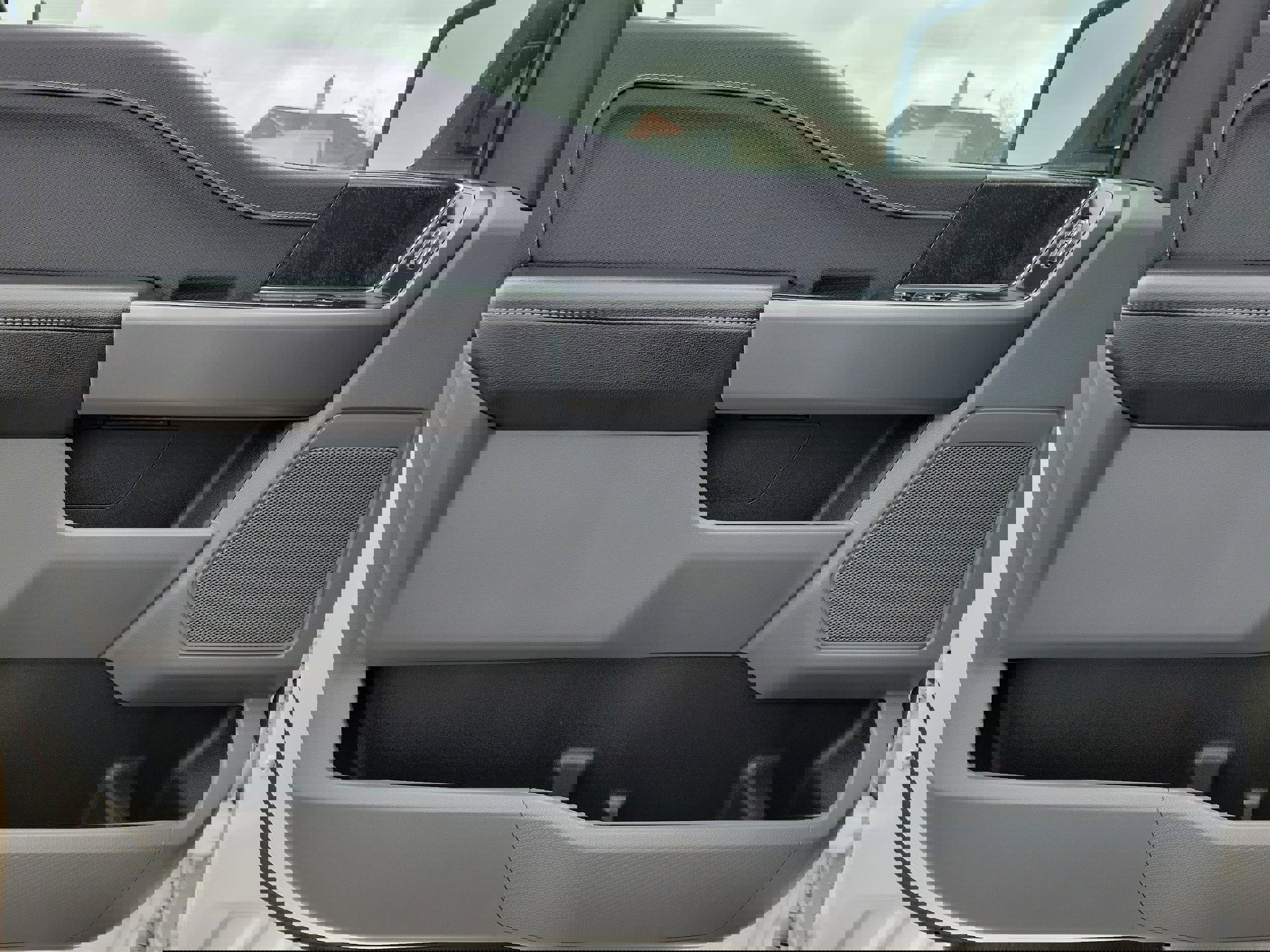 Used 2023 Ford F150 XLT w/ Equipment Group 302A High image 19