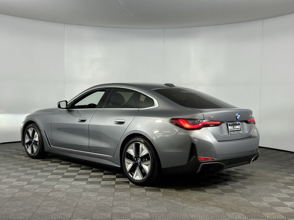 Used 2023 BMW i4 eDrive35 image 9