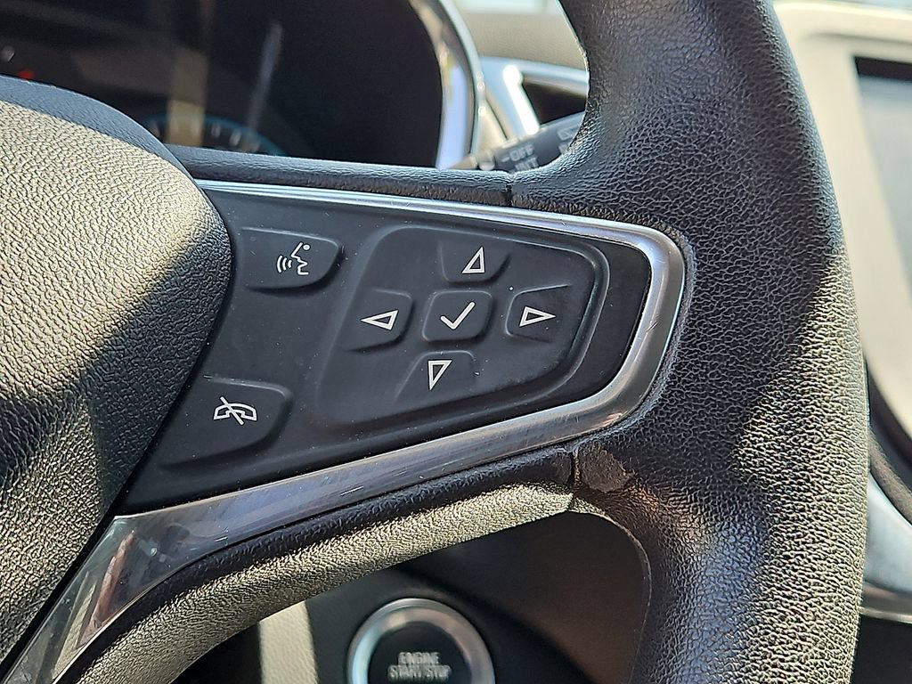 Used 2018 Chevrolet Equinox LT FWD image 22