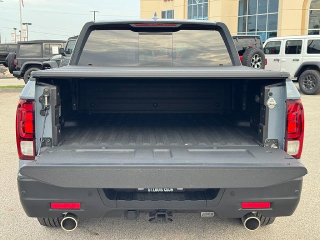 Used 2026 Honda Ridgeline Black Edition image 4