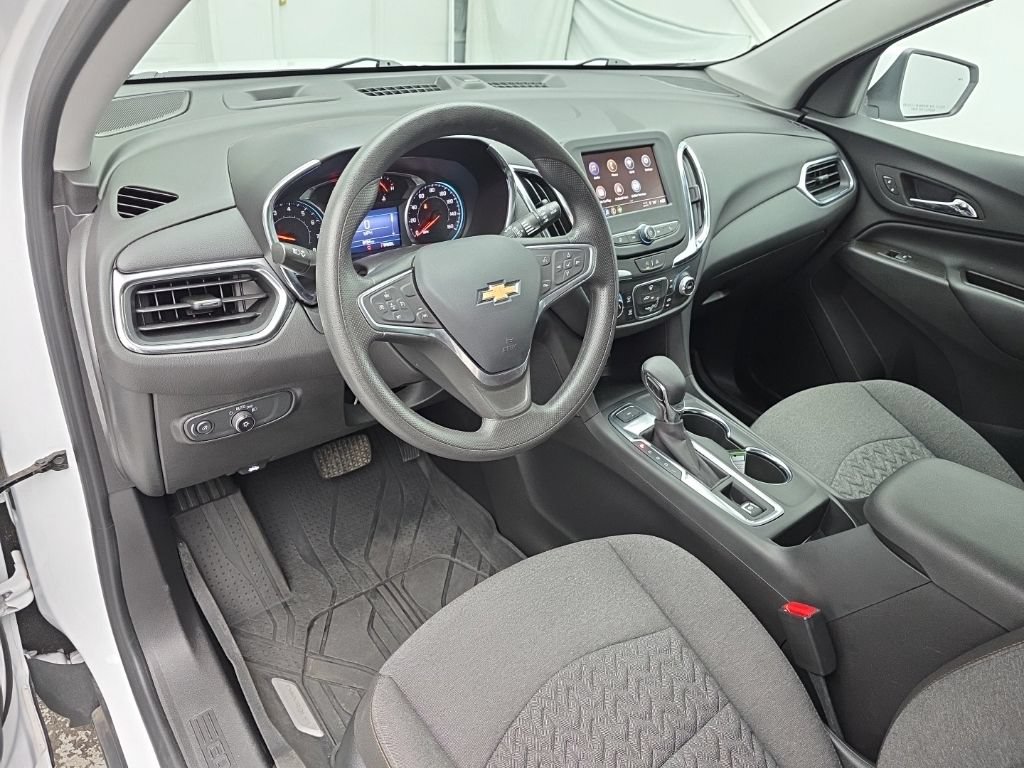 Used 2023 Chevrolet Equinox LT w/ LPO, Floor Liner Package AWD/4WD image 16
