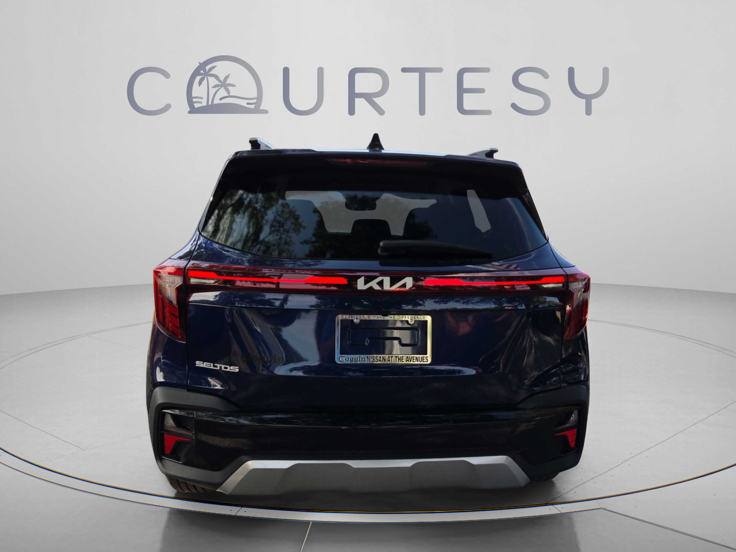 Certified 2024 Kia Seltos EX FWD image 5