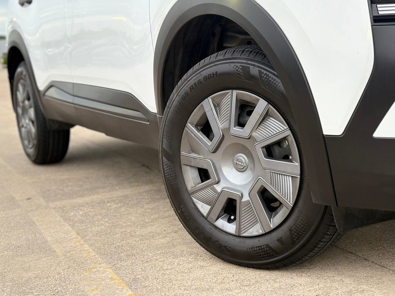 Certified 2026 Nissan Kicks S FWD image 11