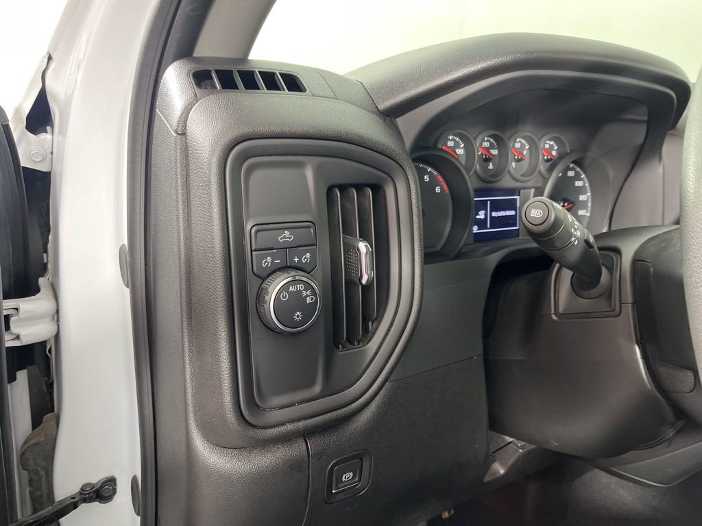 Certified 2024 Chevrolet Silverado 2500 W/T image 21