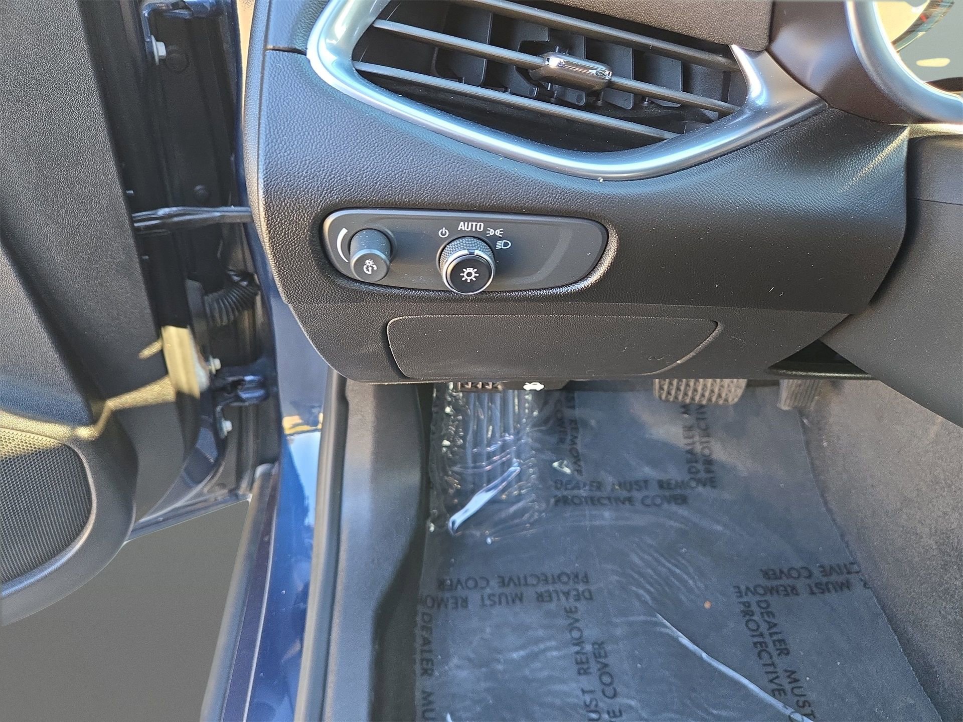 Used 2020 Chevrolet Malibu LT image 18