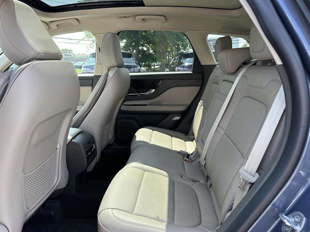 Certified 2022 Lincoln Corsair AWD w/ Premium Package image 9