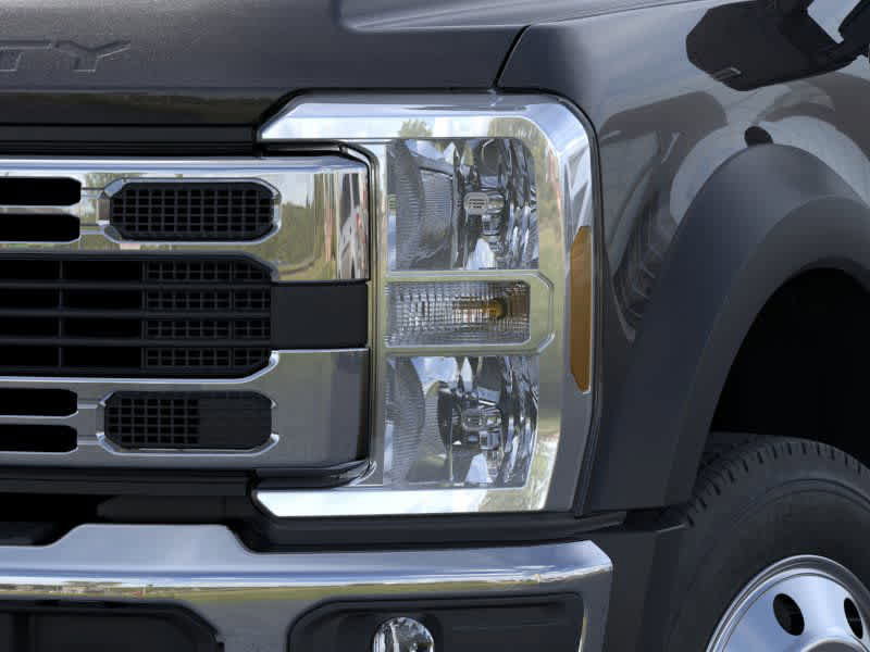New 2026 Ford F550 4x4 Regular Cab Super Duty w/ XLT Value Package image 18