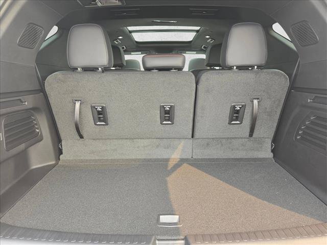 New 2026 Chevrolet Traverse Z71 w/ Driver Confidence Package AWD/4WD image 14