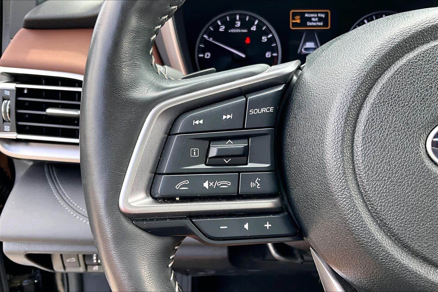 Used 2024 Subaru Outback Touring AWD/4WD image 22