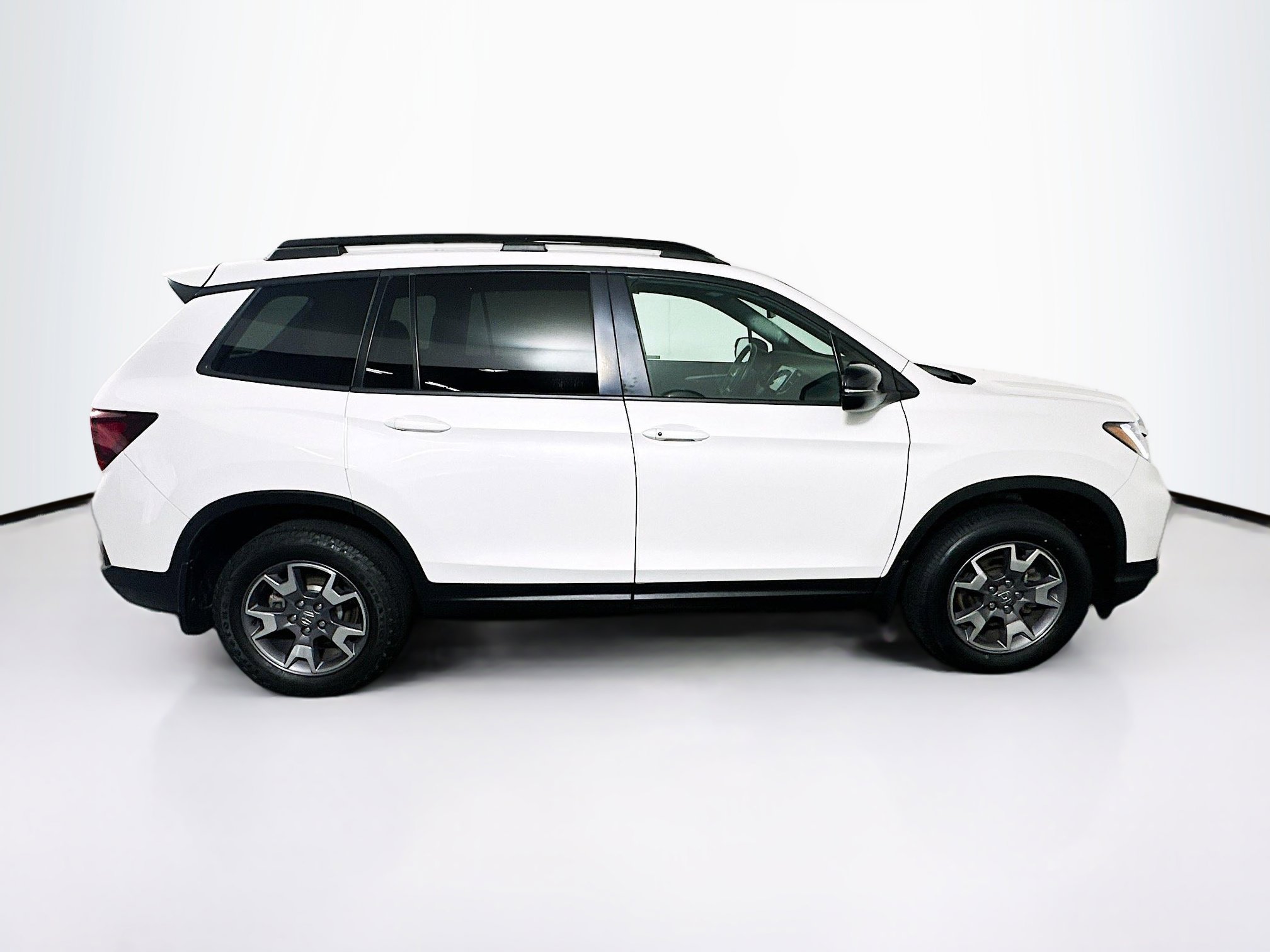 Used 2023 Honda Passport TrailSport image 10