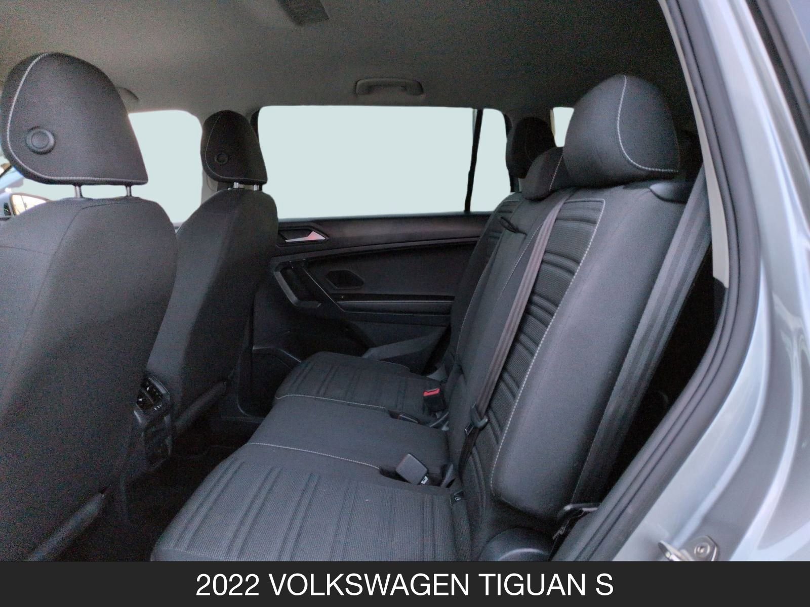 Used 2022 Volkswagen Tiguan S image 16