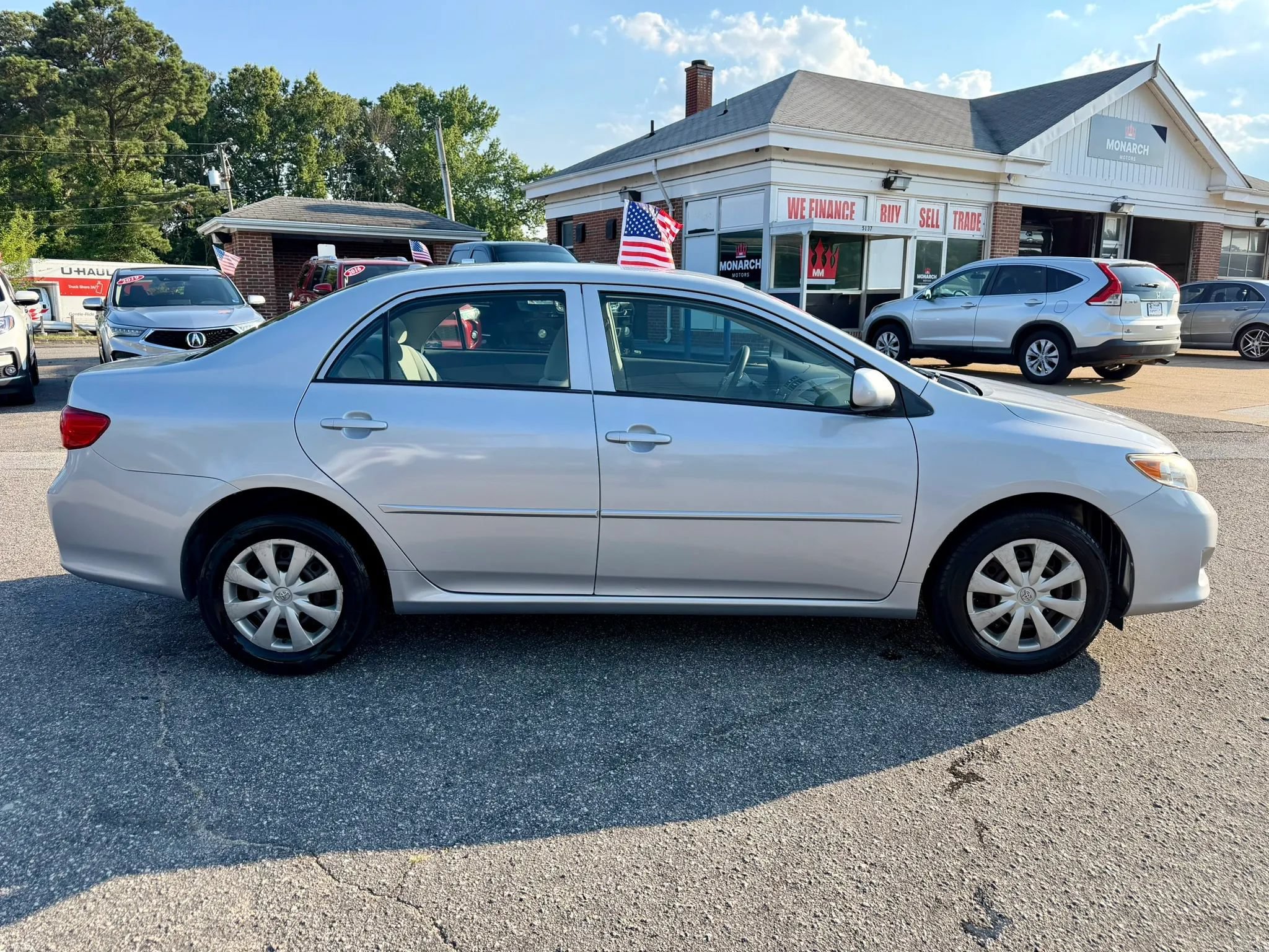 Used 2010 Toyota Corolla LE FWD image 6