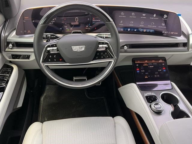 New 2027 Cadillac Vistiq Luxury AWD/4WD image 10