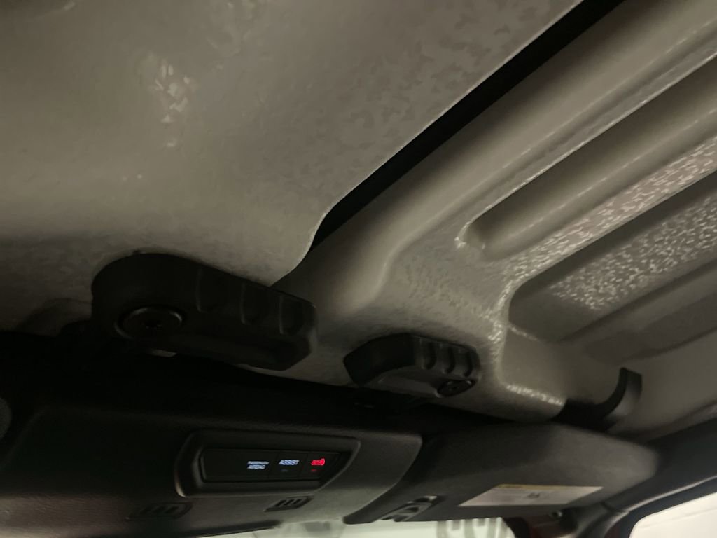 Used 2022 Jeep Wrangler Unlimited Sahara w/ Cold Weather Group image 13