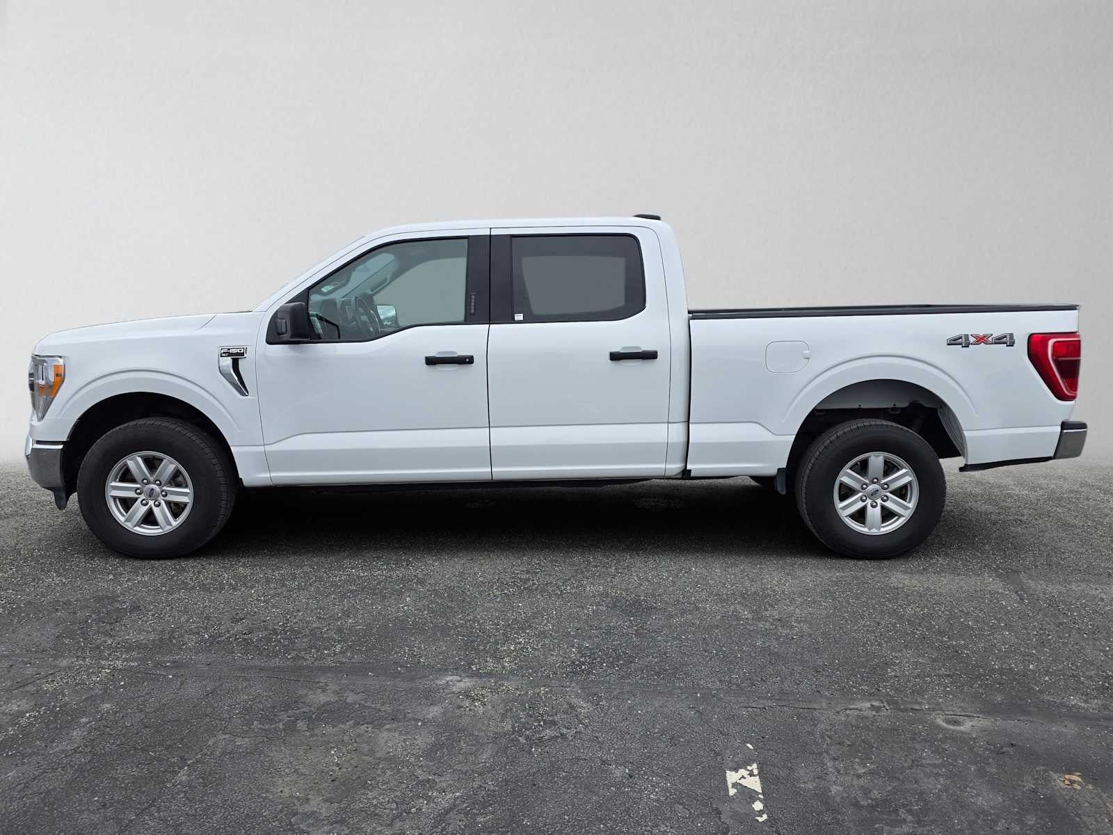 Used 2022 Ford F150 XLT w/ Equipment Group 301A Mid AWD/4WD image 6