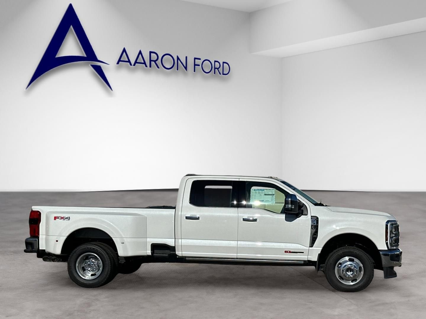 New 2025 Ford F350 Lariat w/ Lariat Ultimate Package image 7