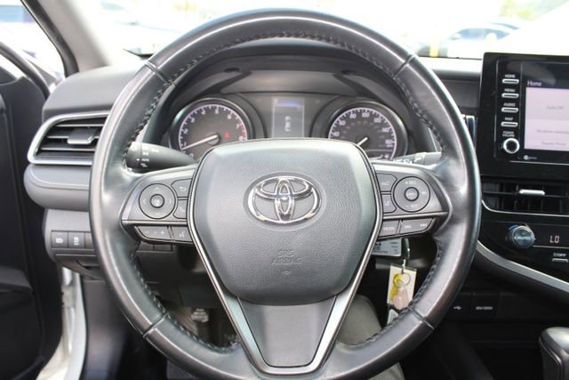 Used 2021 Toyota Camry SE w/ Carpet Mat Package (TMS) image 15