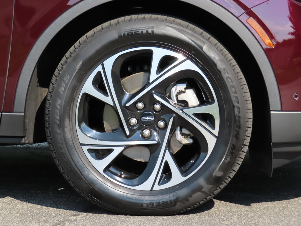 Used 2024 Lincoln Nautilus Premier w/ Equipment Group 102A AWD/4WD image 14