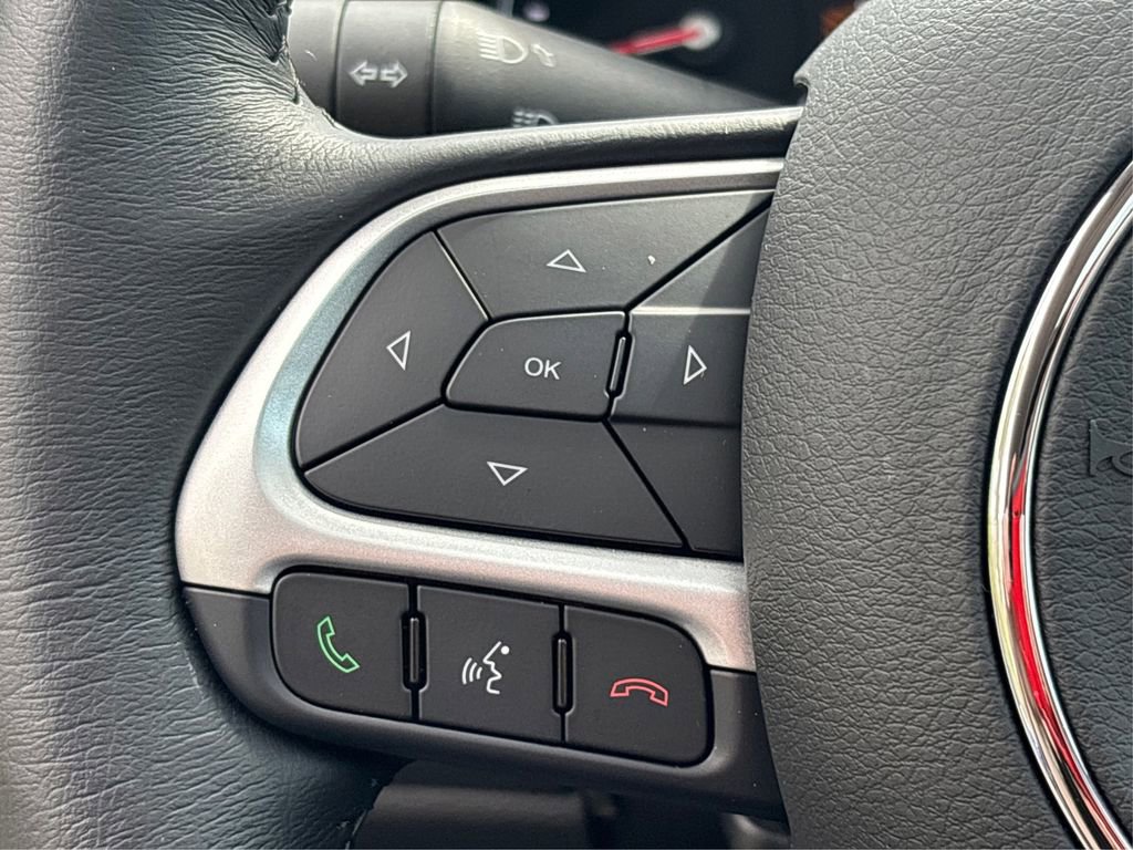 Used 2023 Jeep Renegade Latitude w/ Sun/Sound Group image 37