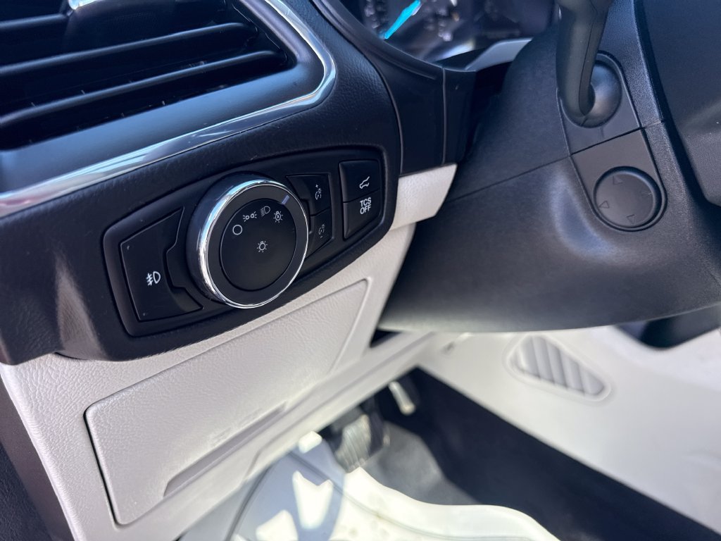 Used 2024 Ford Edge Titanium w/ Equipment Group 301A AWD/4WD image 29