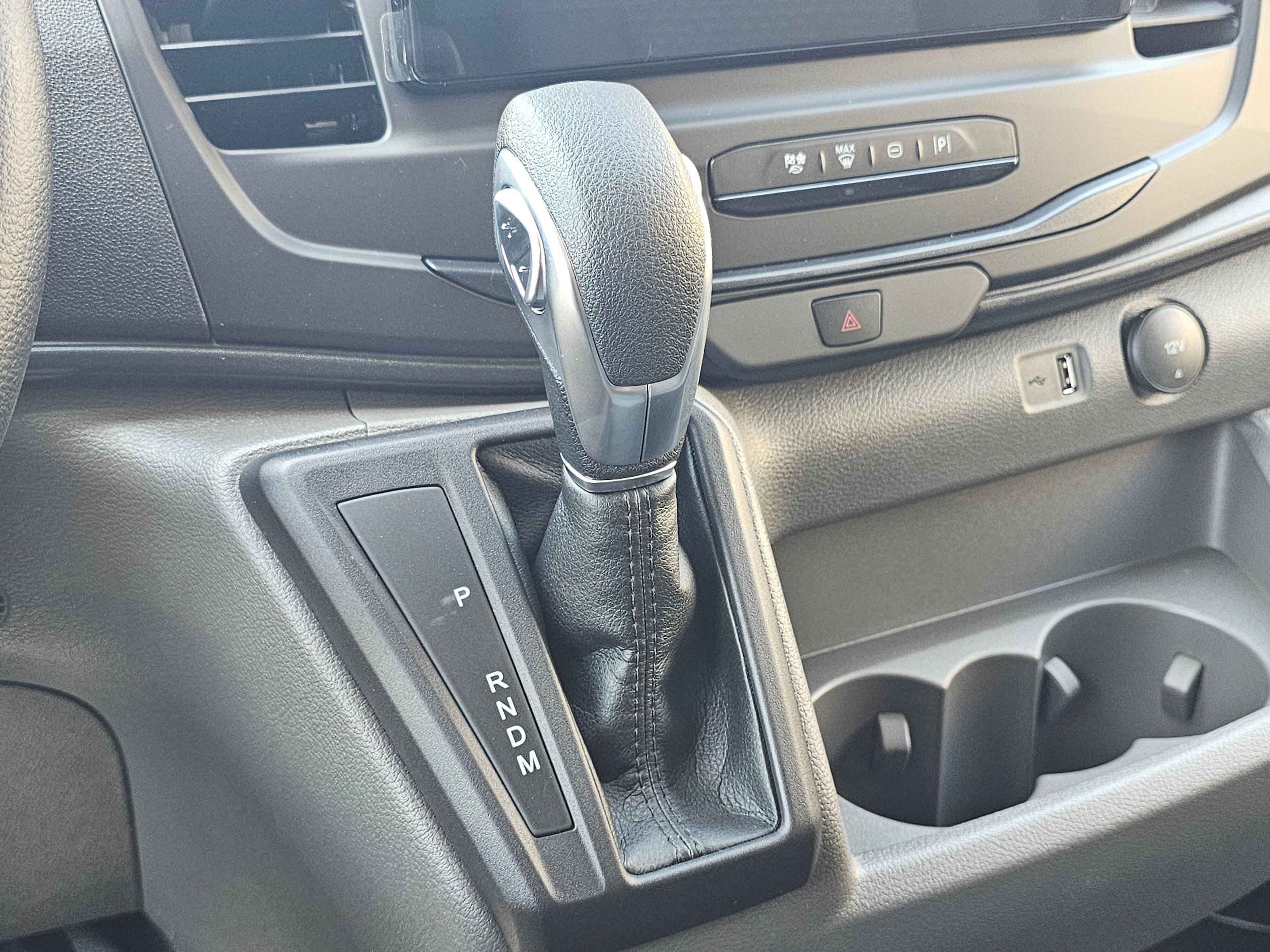 New 2026 Ford Transit 150 Low Roof RWD image 22