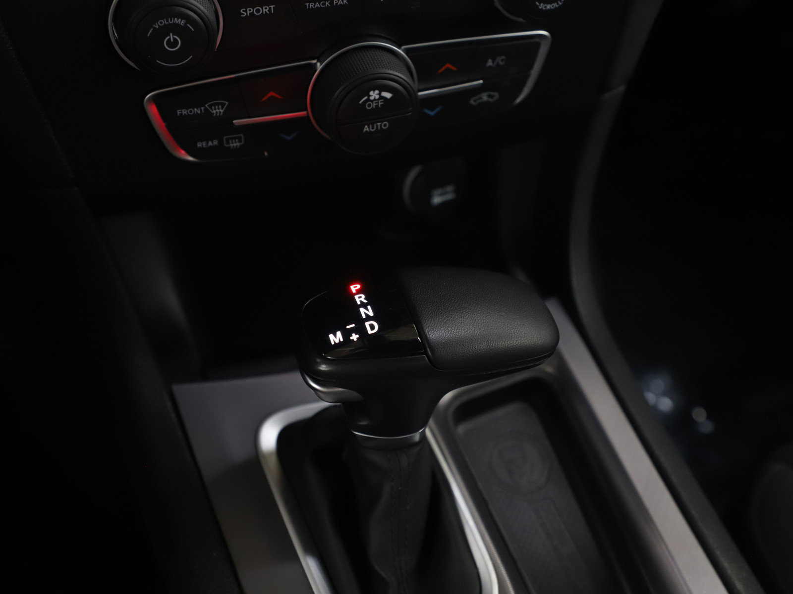 Used 2023 Dodge Charger SXT w/ Blacktop Special Edition image 22