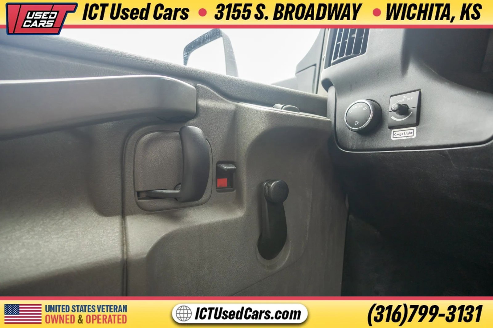 Used 2018 GMC Savana 3500 Extended w/ Driver Convenience Package RWD image 14