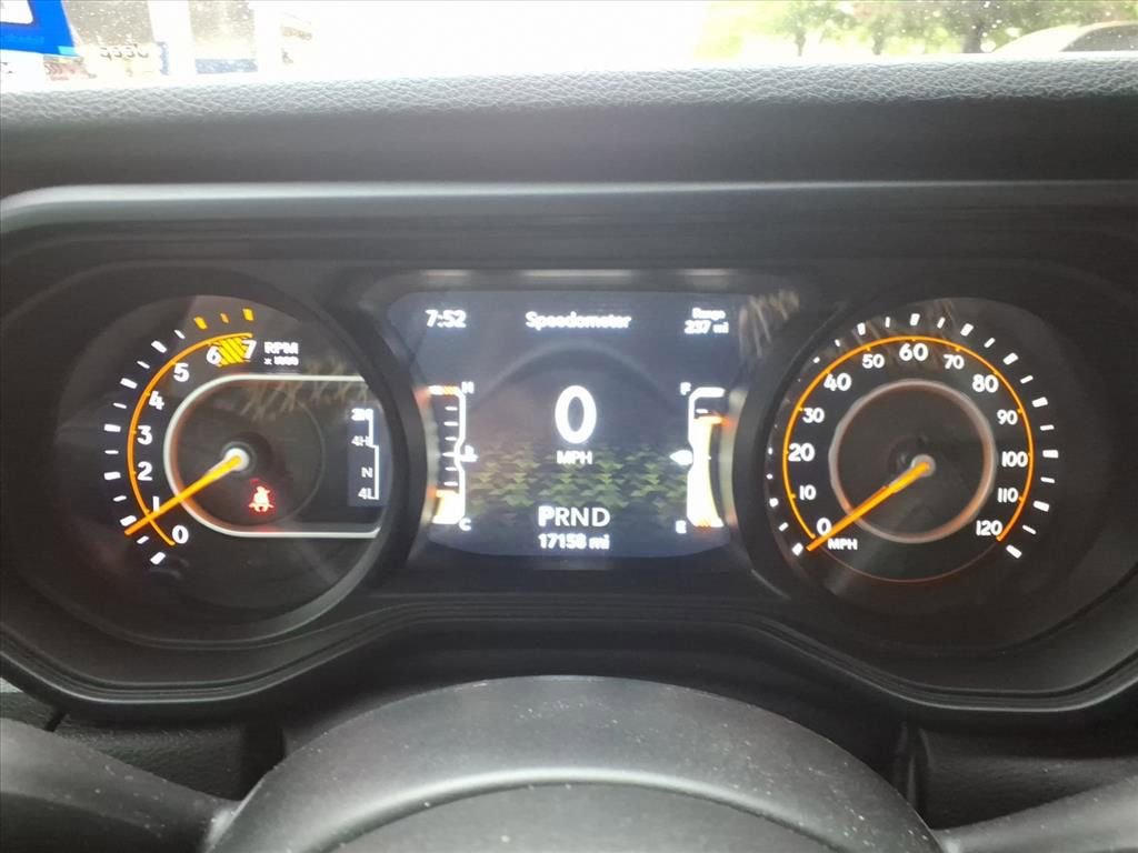 Used 2024 Jeep Wrangler Sport S image 14